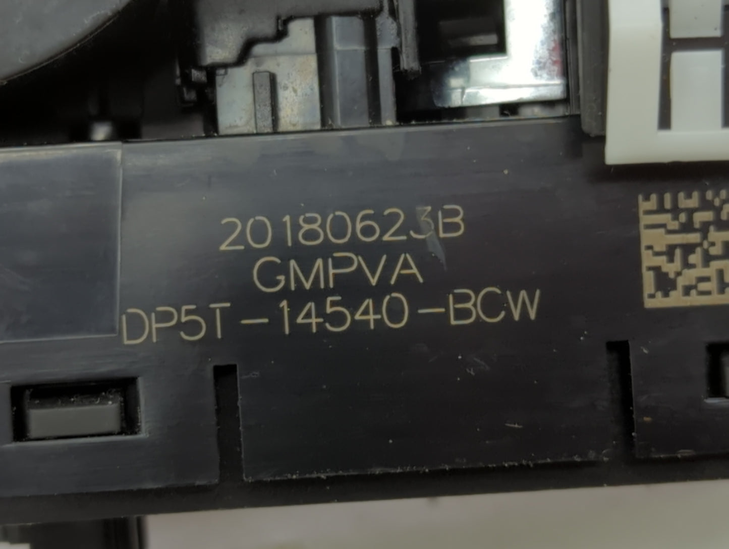 2015-2020 Lincoln Mkz Master Power Window Switch Replacement Driver Side Left P/N:DP5T-14540-BCW Fits OEM Used Auto Parts - 