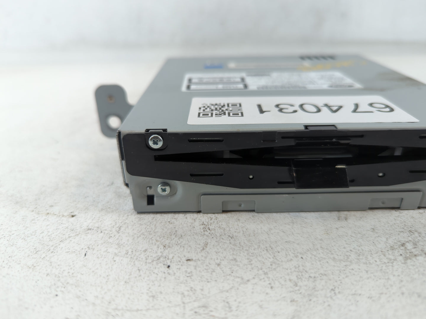 2017-2020 Lincoln Mkz Am Fm Cd Player Radio Receiver - Oemusedautoparts1.com