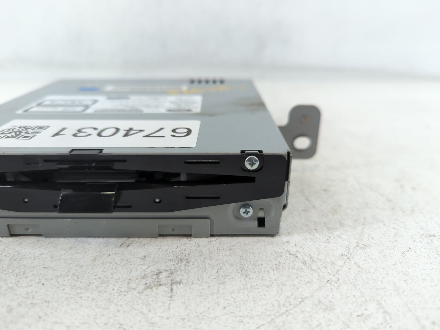 2017-2020 Lincoln Mkz Am Fm Cd Player Radio Receiver - Oemusedautoparts1.com