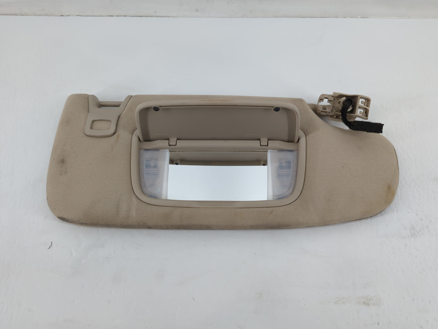 2018-2020 Lincoln Mkz Sun Visor Shade Replacement Driver Left Mirror Fits Fits 2018 2019 2020 OEM Used Auto Parts - Oemuseda