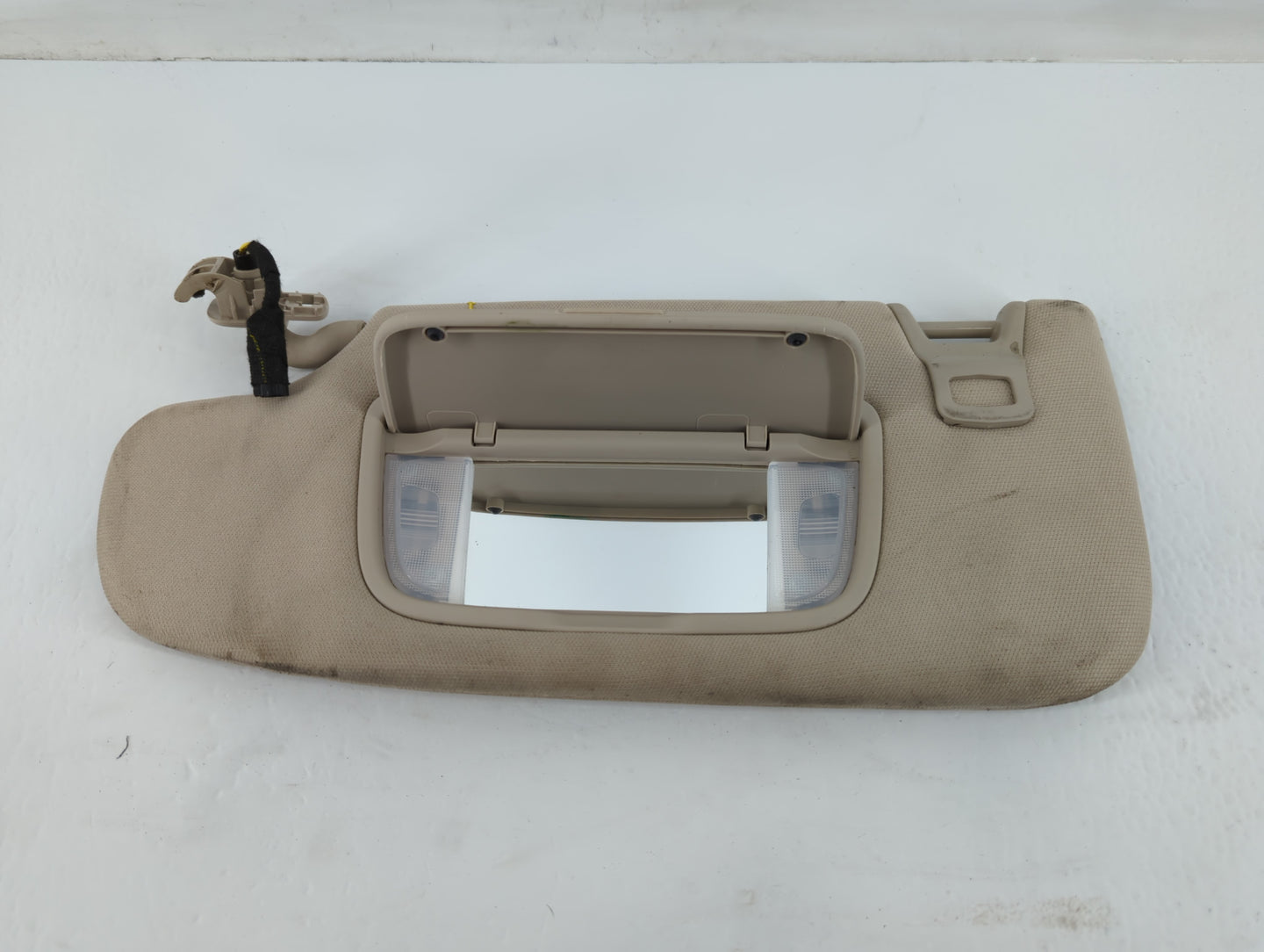 2018-2020 Lincoln Mkz Sun Visor Shade Replacement Driver Left Mirror Fits Fits 2018 2019 2020 OEM Used Auto Parts - Oemuseda