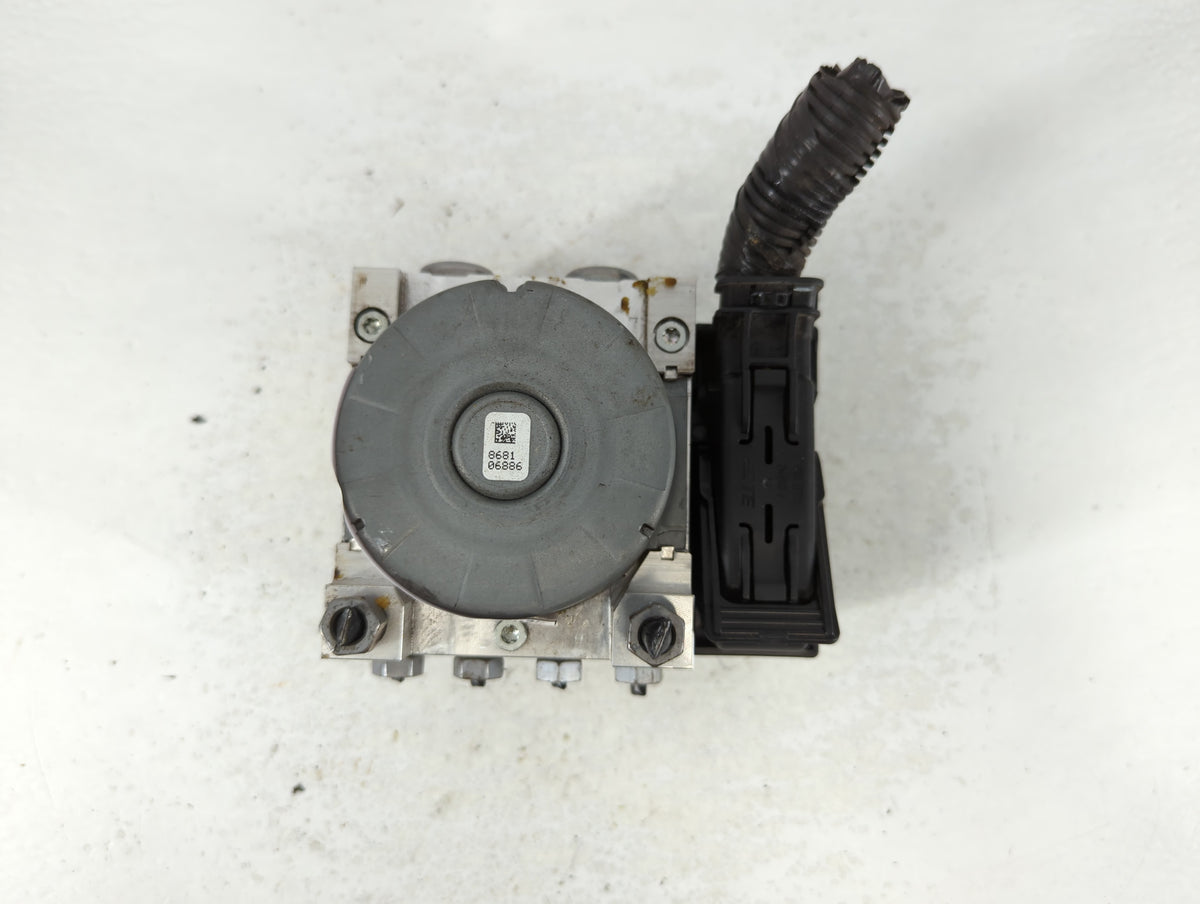 2017-2018 Lincoln Mkz Anti-Lock Brake ABS Pump Module Actuator OEM P/N:HG9C-2B373-AH Fits Fits 2017 2018 OEM Used Auto Parts