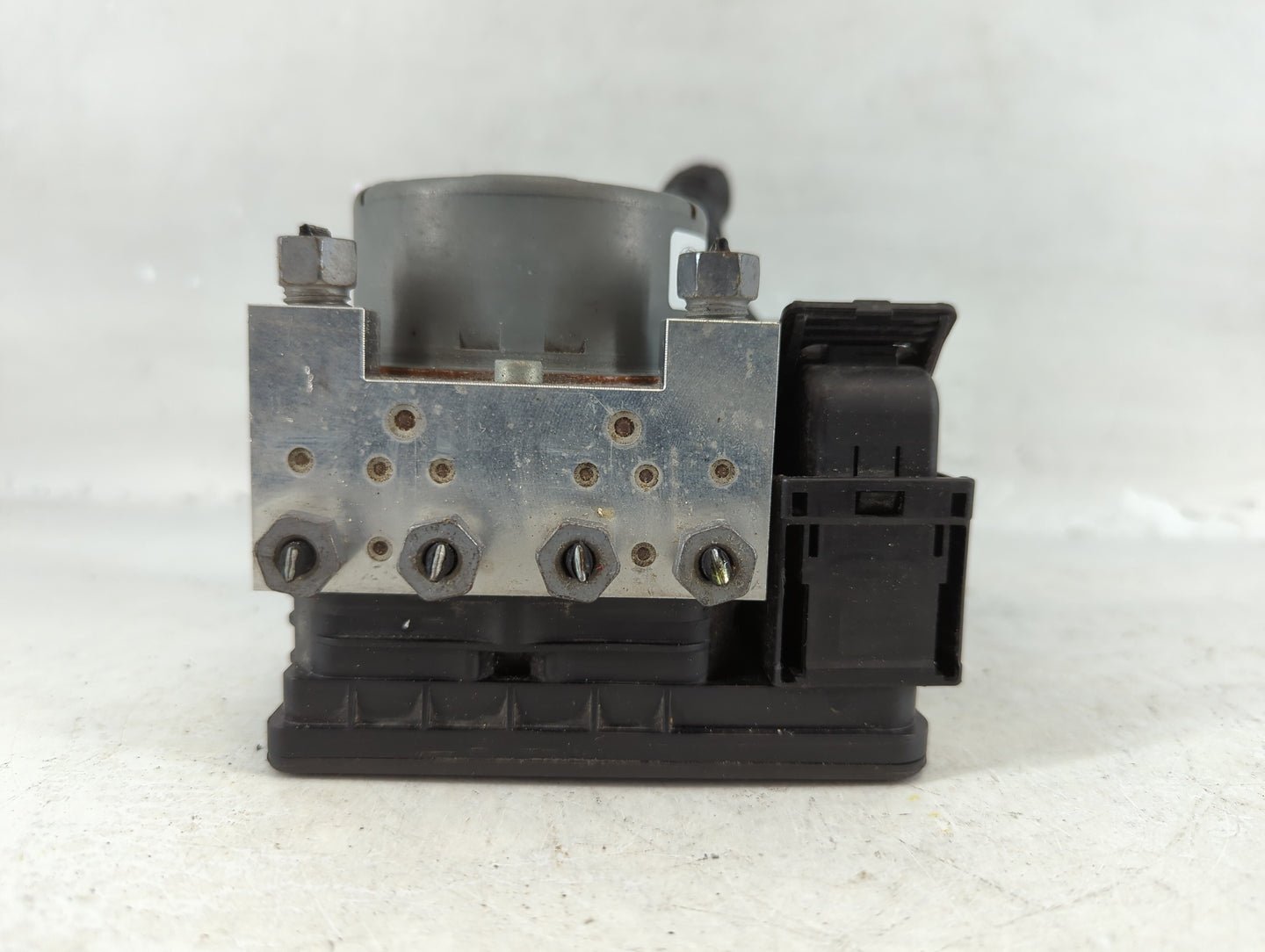 2017-2018 Lincoln Mkz ABS Pump Control Module Replacement P/N:HG9C-2B373-AH Fits Fits 2017 2018 OEM Used Auto Parts - Oemuse