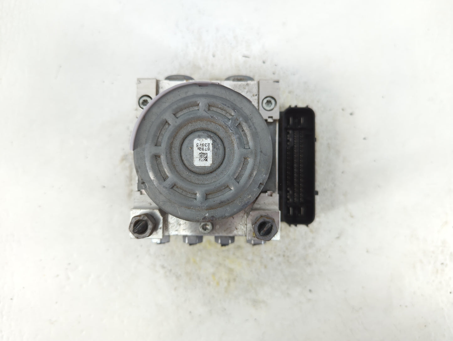 2017-2018 Lincoln Mkz ABS Pump Control Module Replacement P/N:HG9C-2B373-AH Fits Fits 2017 2018 OEM Used Auto Parts - Oemuse