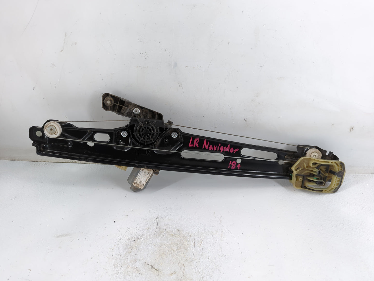 Lincoln Navigator Driver Left Rear Window Regulator 886663 - Oemusedautoparts1.com