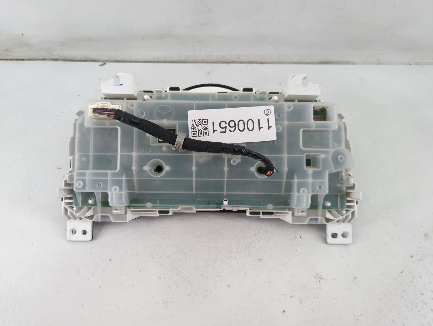 2017-2018 Mazda 3 Instrument Cluster Speedometer Gauges P/N:59BEEJA Fits Fits 2017 2018 OEM Used Auto Parts - Oemusedautopar