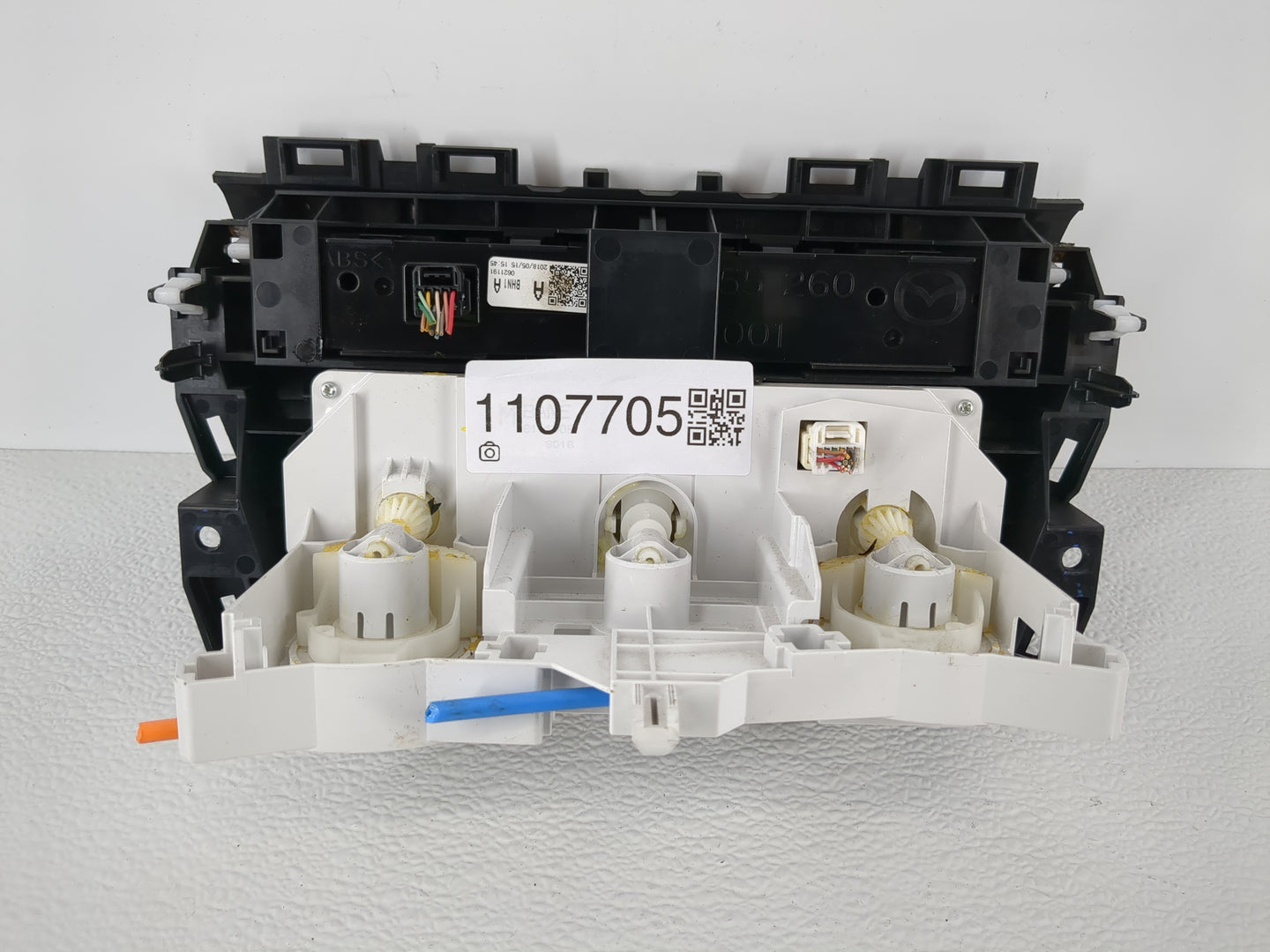 2017-2018 Mazda 3 Climate Control Module Temperature AC/Heater Replacement P/N:0621191 Fits Fits 2017 2018 OEM Used Auto Par