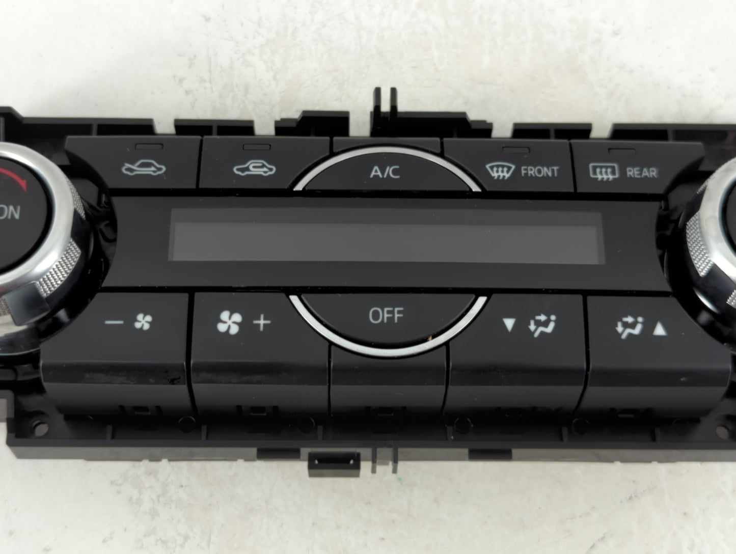 2017-2018 Mazda 3 Climate Control Module Temperature AC/Heater Replacement P/N:K4000 8A29D Fits Fits 2017 2018 OEM Used Auto