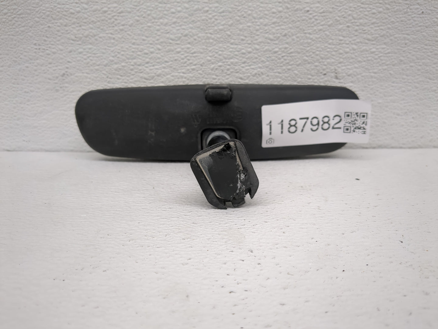 2014-2018 Mazda 3 Interior Rear View Mirror Replacement OEM P/N:E11045617 E11025617 Fits Fits 2014 2015 2016 2017 2018 2021 