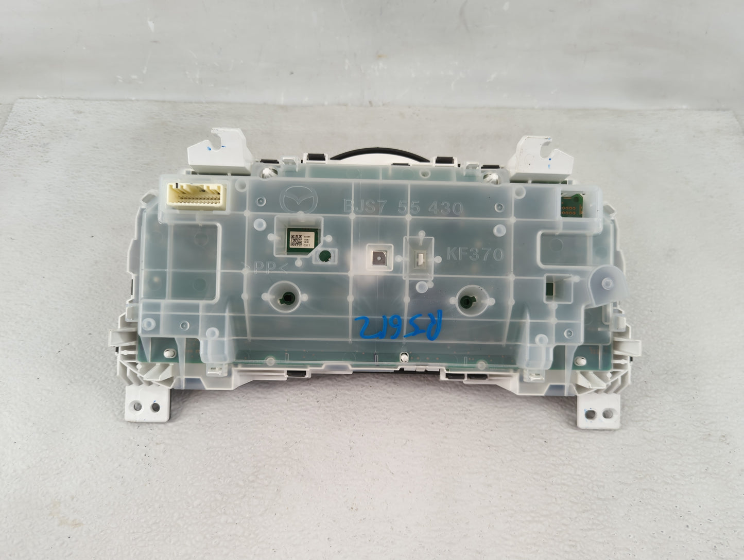 2017-2018 Mazda 3 Instrument Cluster Speedometer Gauges P/N:59BEEJA Fits Fits 2017 2018 OEM Used Auto Parts - Oemusedautopar