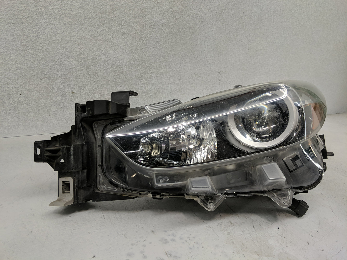 2018 Mazda 3 Driver Left Oem Head Light Headlight Lamp - Oemusedautoparts1.com