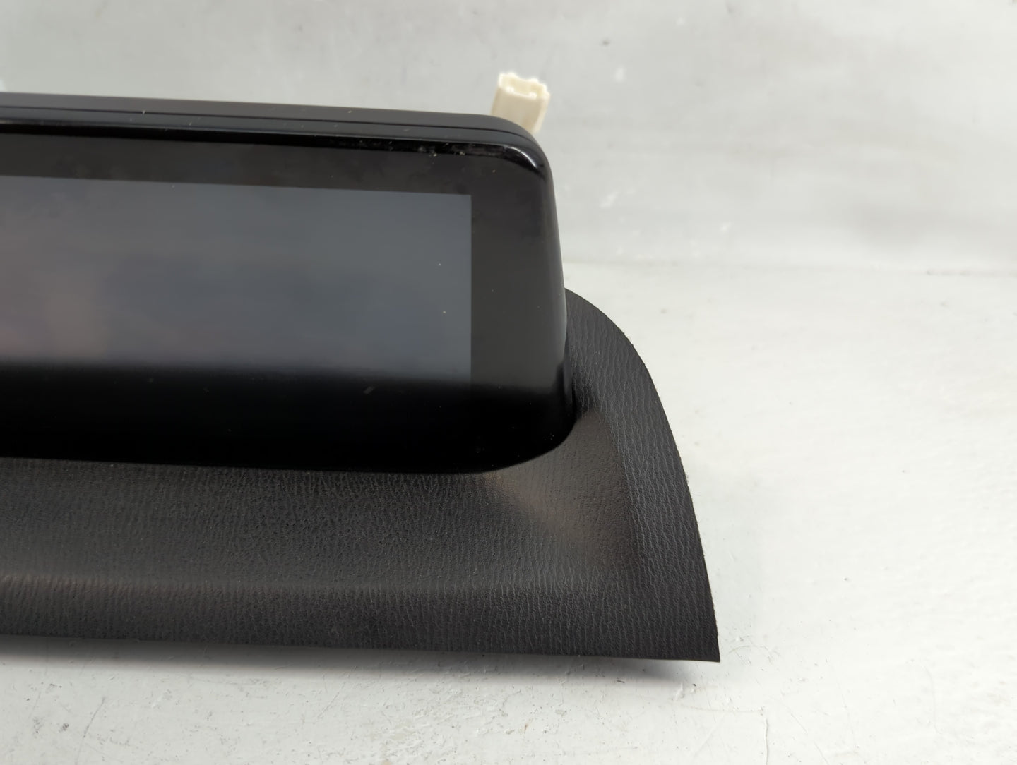2018 Mazda 3 Radio AM FM Cd Player Receiver Replacement P/N:BANF 66 9C0 H Fits OEM Used Auto Parts - Oemusedautoparts1.com