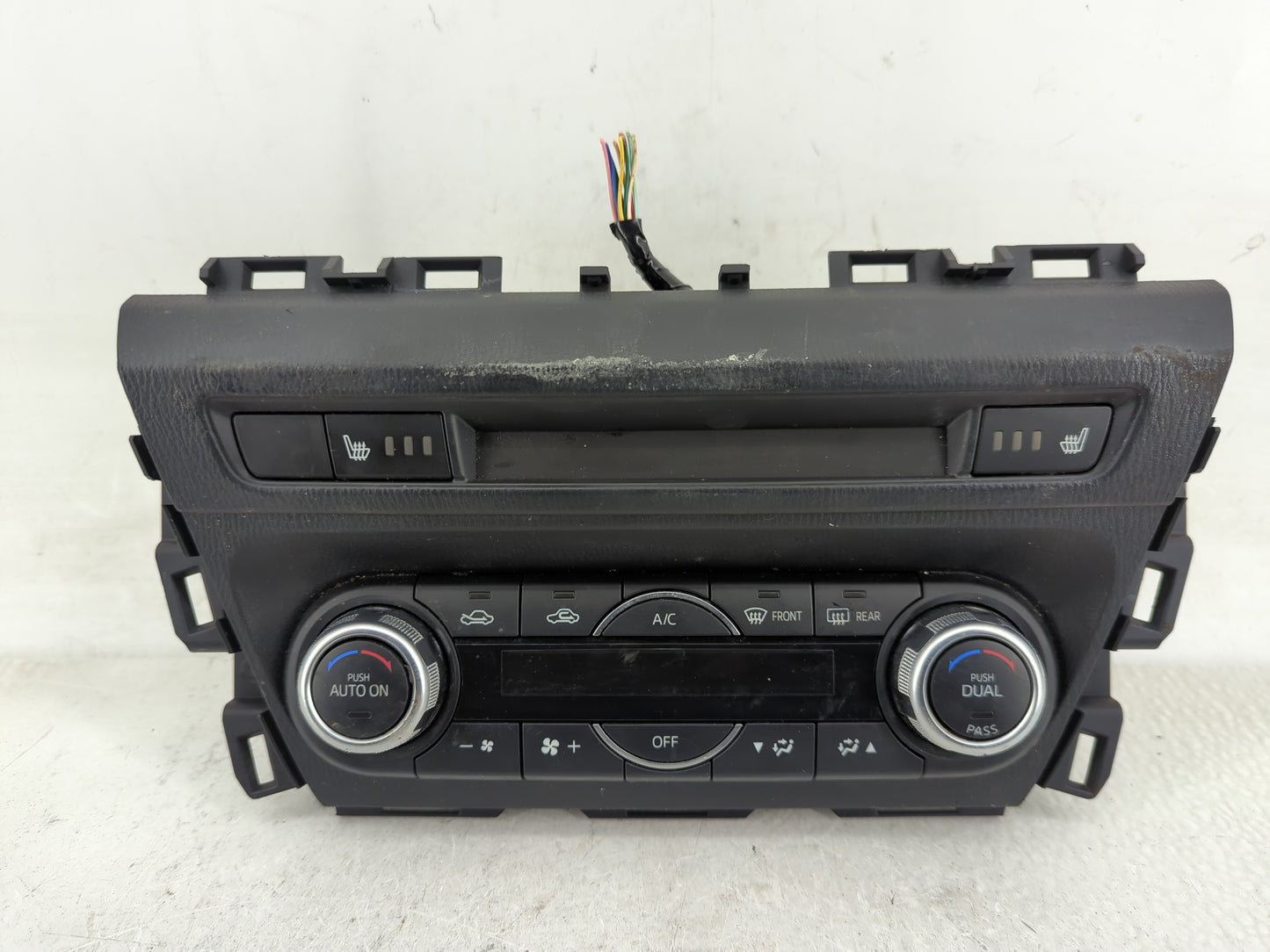 2017-2018 Mazda 3 Climate Control Module Temperature AC/Heater Replacement P/N:VPGALH-18C612-FD Fits Fits 2017 2018 OEM Used
