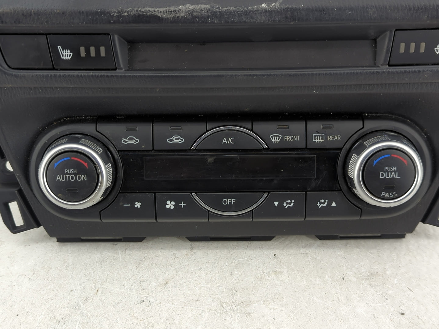2017-2018 Mazda 3 Climate Control Module Temperature AC/Heater Replacement P/N:VPGALH-18C612-FD Fits Fits 2017 2018 OEM Used