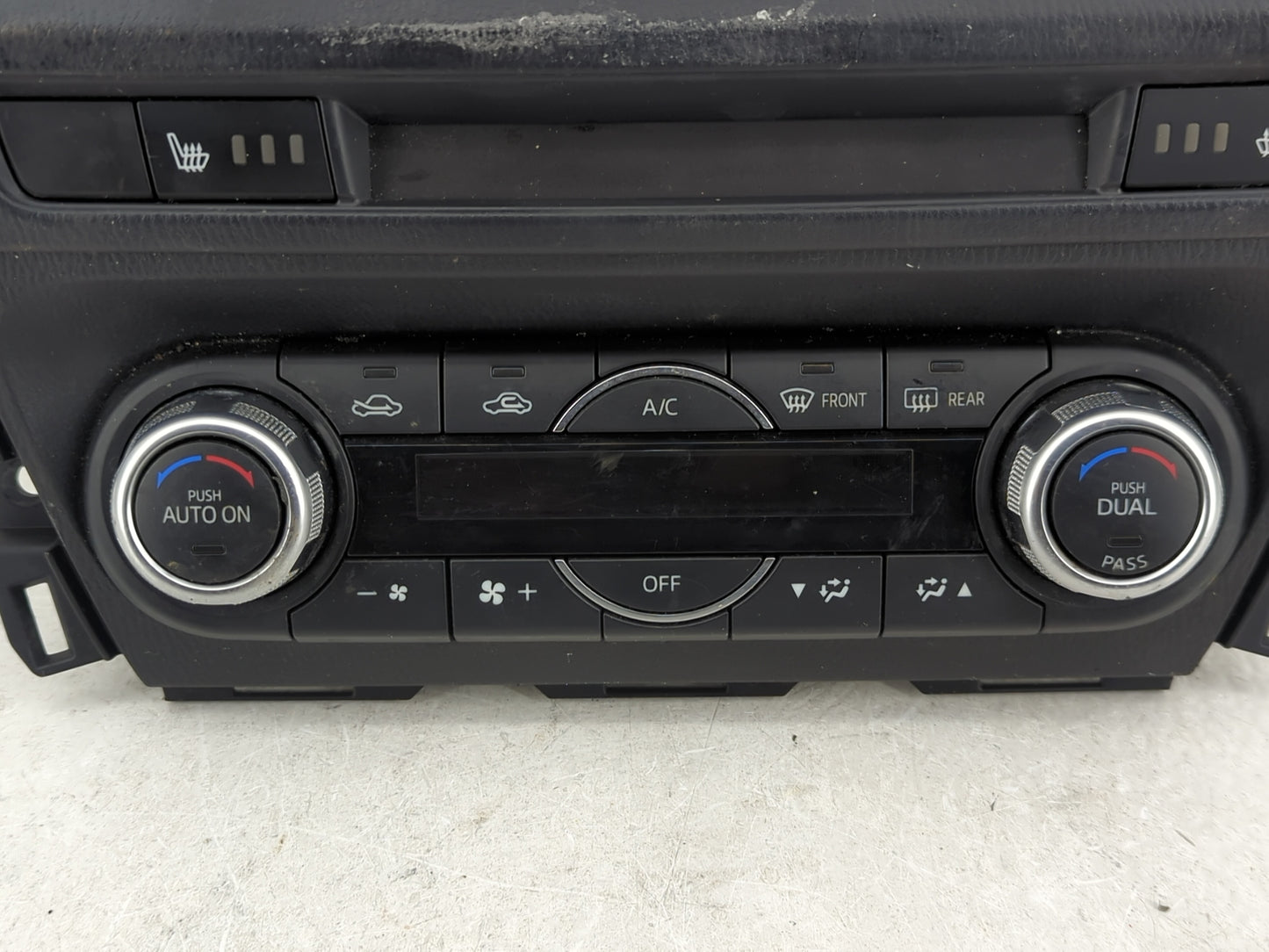 2017-2018 Mazda 3 Climate Control Module Temperature AC/Heater Replacement P/N:VPGALH-18C612-FD Fits Fits 2017 2018 OEM Used