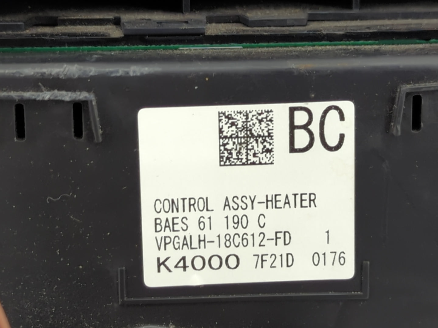 2017-2018 Mazda 3 Climate Control Module Temperature AC/Heater Replacement P/N:VPGALH-18C612-FD Fits Fits 2017 2018 OEM Used