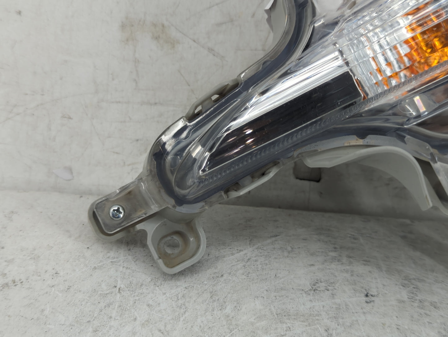 2017-2018 Mazda 3 Passenger Right Oem Front Light Lamp - Oemusedautoparts1.com