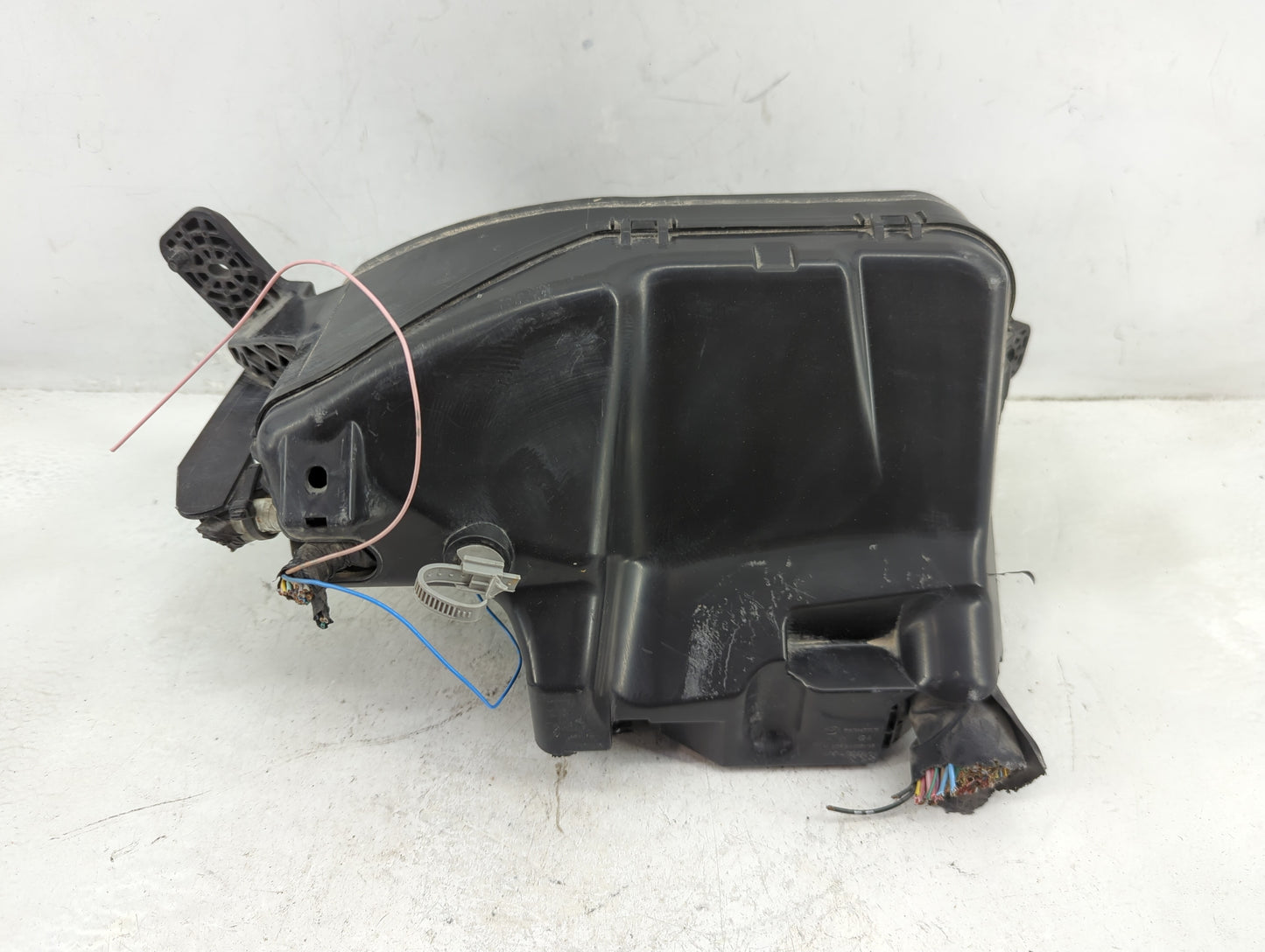 2014-2016 Mazda 3 Fusebox Fuse Box Panel Relay Module P/N:BHR1-67S99 BACS-675X0 Fits Fits 2014 2015 2016 OEM Used Auto Parts