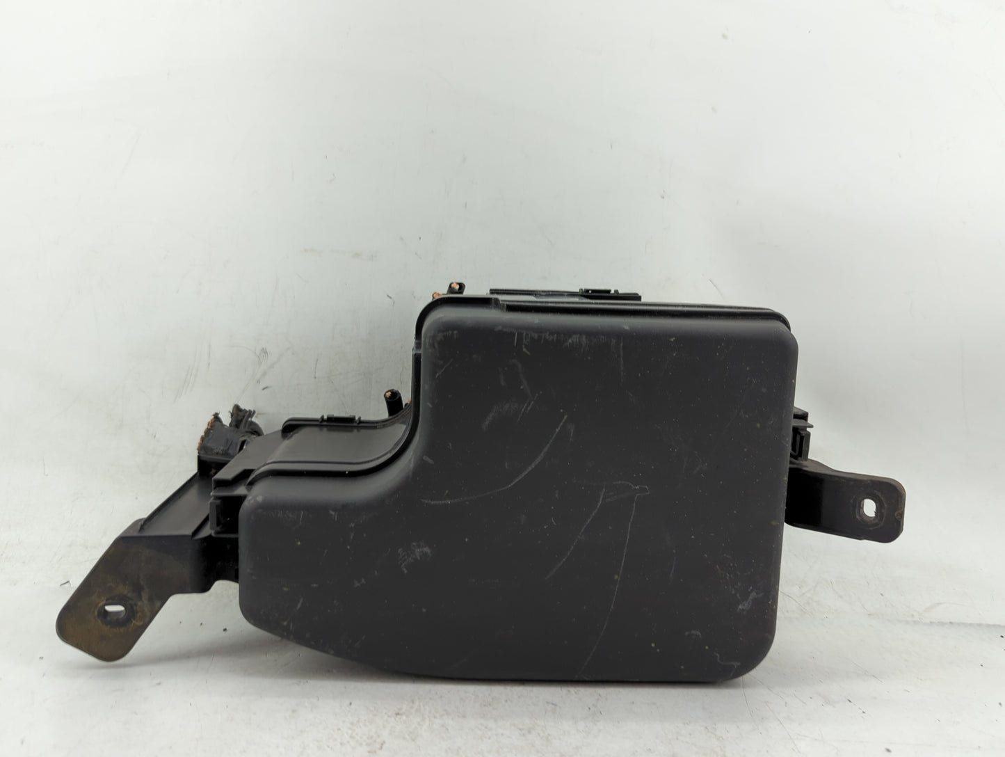 2014-2016 Mazda 3 Fusebox Fuse Box Panel Relay Module P/N:BACS-675X0 Fits Fits 2014 2015 2016 OEM Used Auto Parts - Oemuseda