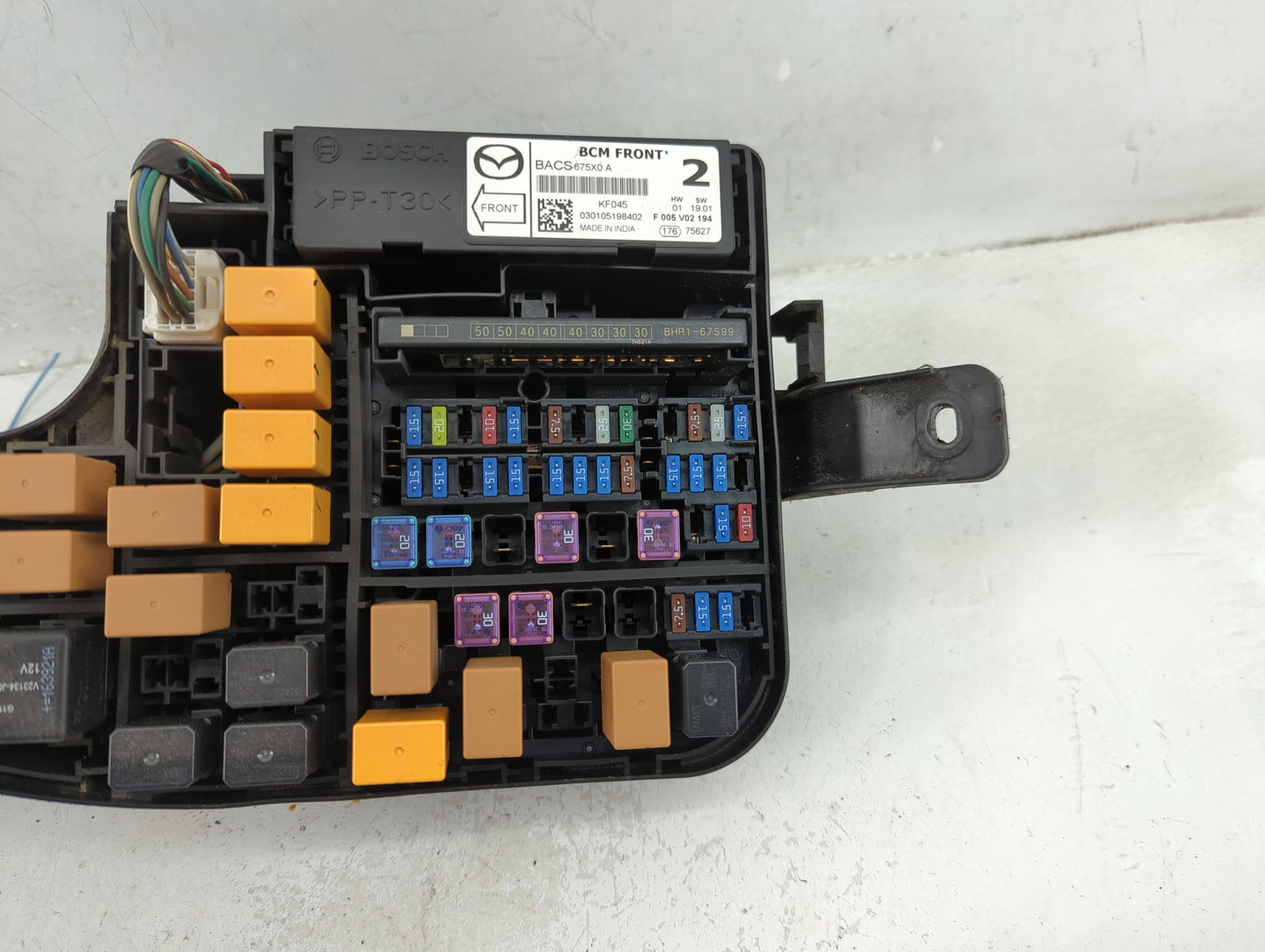 2014-2016 Mazda 3 Fusebox Fuse Box Panel Relay Module P/N:BACS-675X0 Fits Fits 2014 2015 2016 OEM Used Auto Parts - Oemuseda
