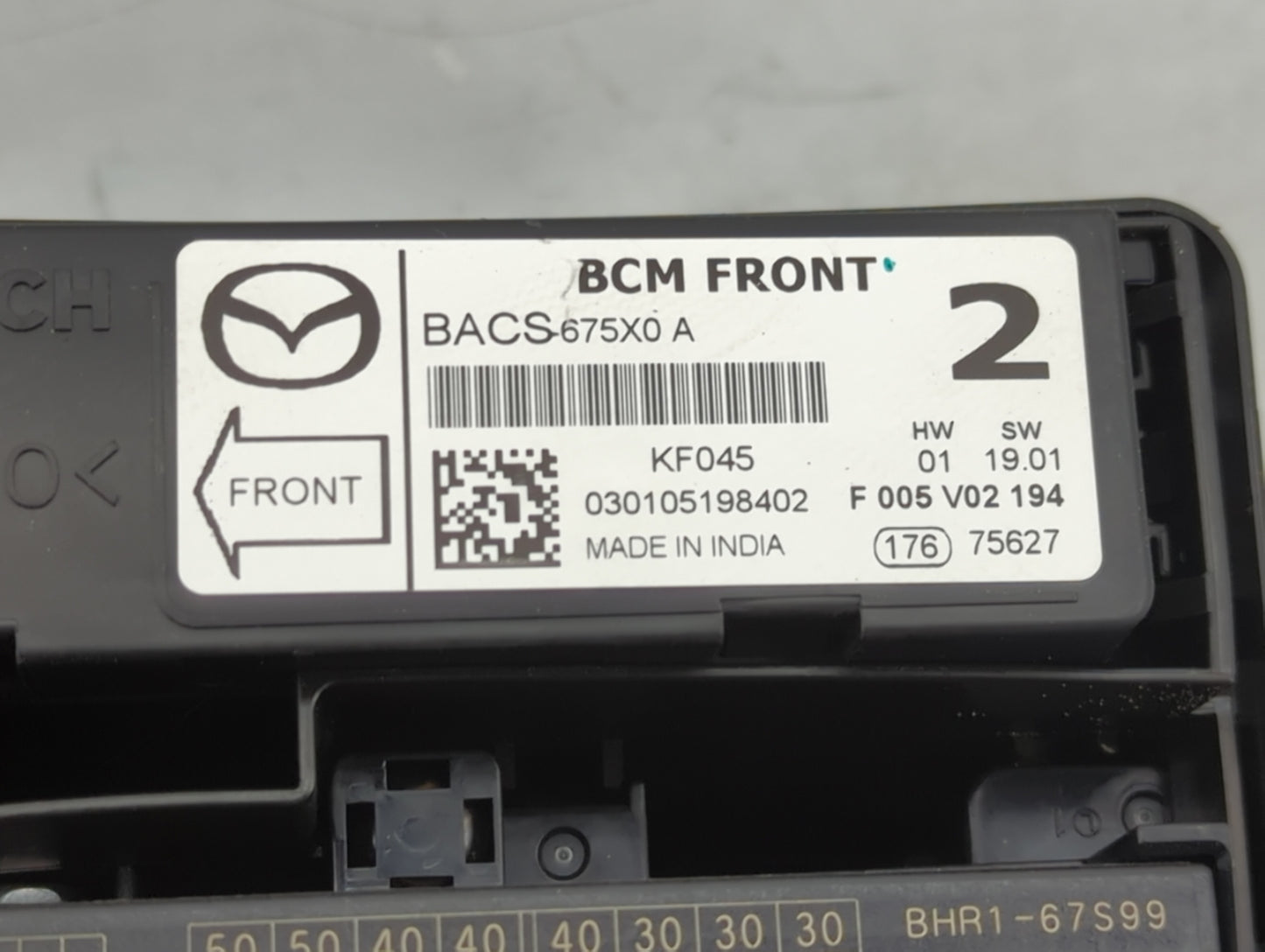 2014-2016 Mazda 3 Fusebox Fuse Box Panel Relay Module P/N:BACS-675X0 Fits Fits 2014 2015 2016 OEM Used Auto Parts - Oemuseda