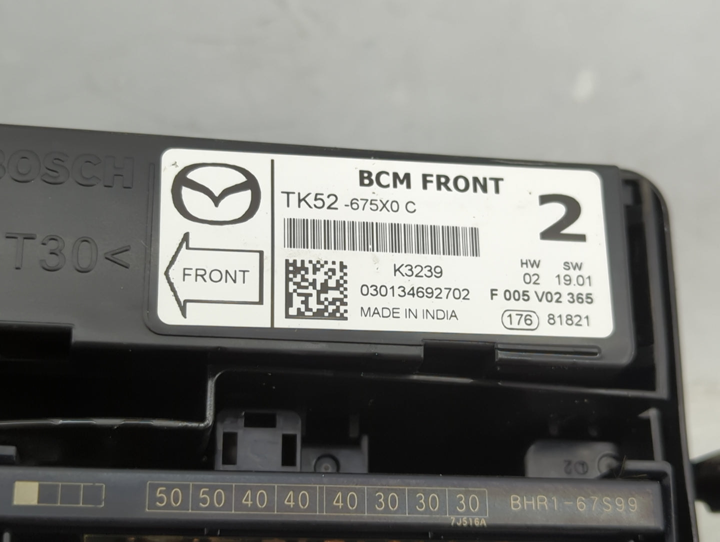 2014-2016 Mazda 3 Fusebox Fuse Box Panel Relay Module P/N:TK52-675X0 Fits Fits 2014 2015 2016 OEM Used Auto Parts - Oemuseda