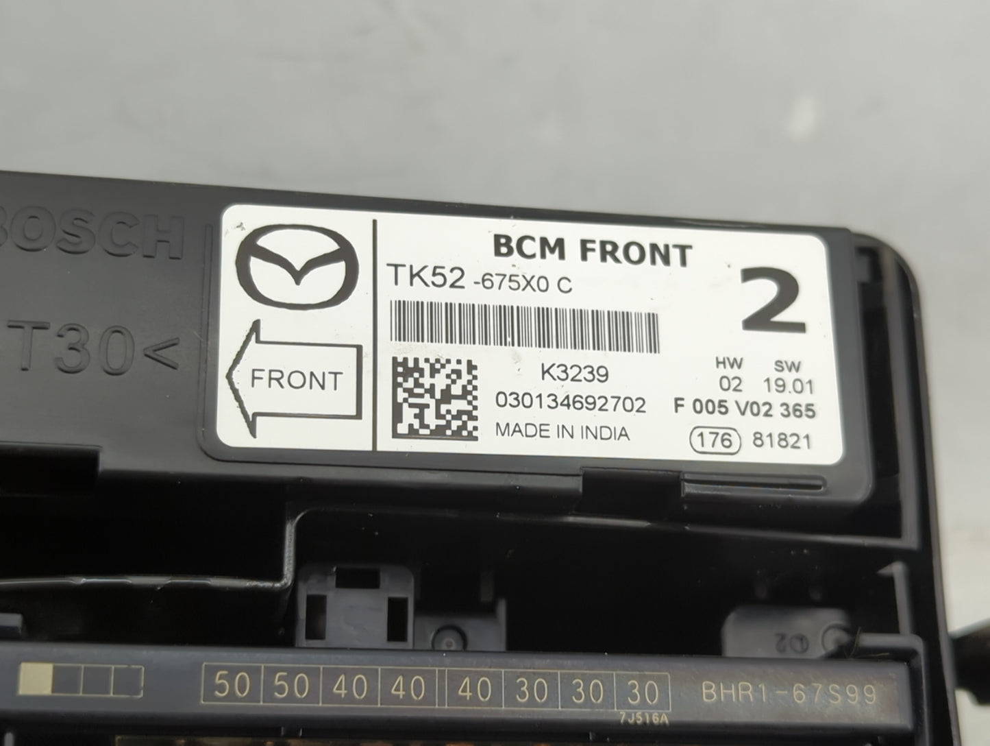 2014-2016 Mazda 3 Fusebox Fuse Box Panel Relay Module P/N:TK52-675X0 Fits Fits 2014 2015 2016 OEM Used Auto Parts - Oemuseda