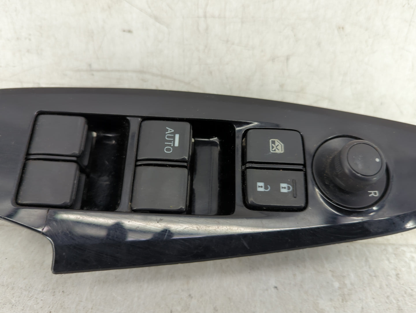 2017-2018 Mazda 3 Master Power Window Switch Replacement Driver Side Left P/N:BNN5 66 350 Fits Fits 2017 2018 OEM Used Auto 