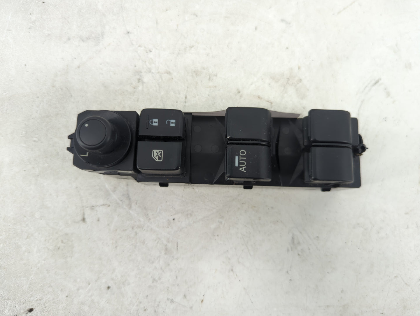 2017-2018 Mazda 3 Master Power Window Switch Replacement Driver Side Left P/N:BNN5-66-350 Fits Fits 2017 2018 OEM Used Auto 