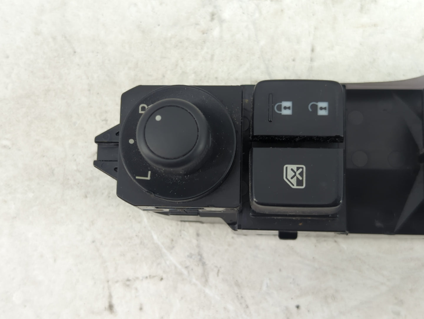 2017-2018 Mazda 3 Master Power Window Switch Replacement Driver Side Left P/N:BNN5-66-350 Fits Fits 2017 2018 OEM Used Auto 