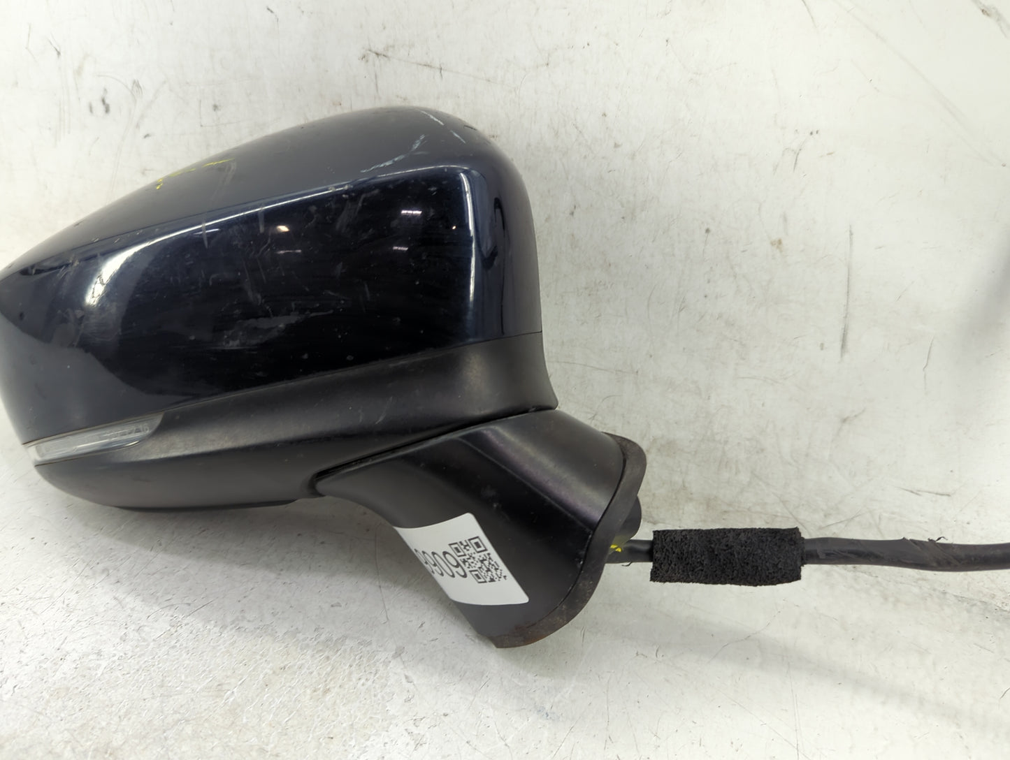 2017-2018 Mazda 3 Passenger Side View Mirror - Right Door Mirror OEM Used - Oemusedautoparts1.com