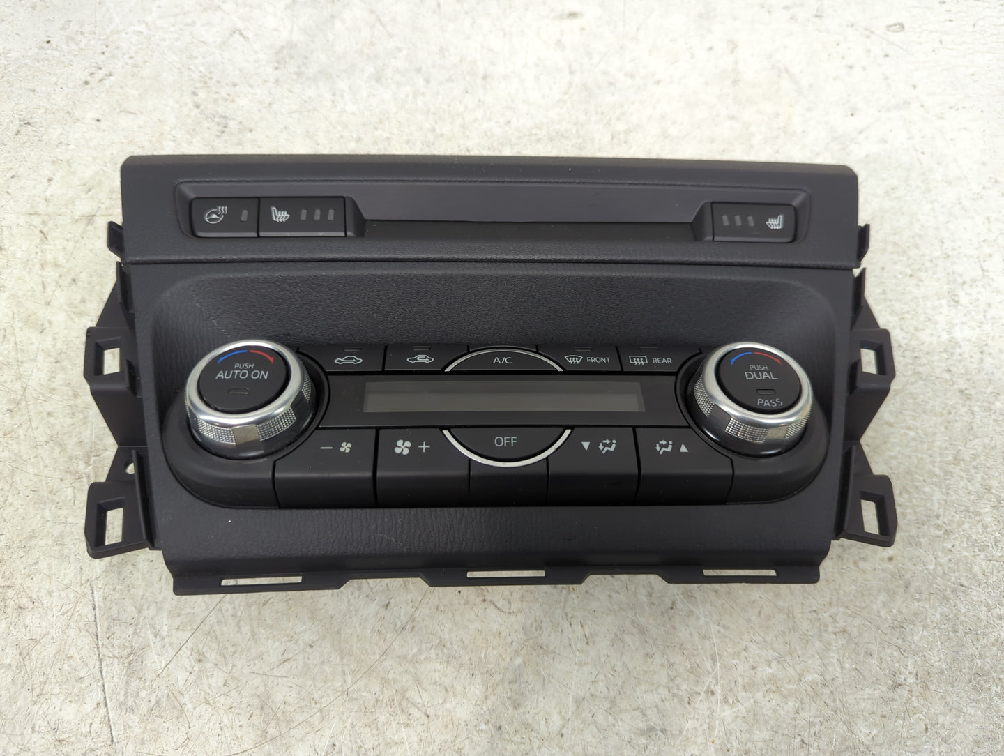 2017-2018 Mazda 3 Climate Control Module Temperature AC/Heater Replacement P/N:VPGALH-18C612-FF Fits Fits 2017 2018 OEM Used