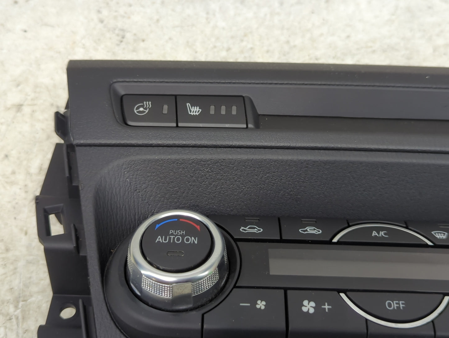 2017-2018 Mazda 3 Climate Control Module Temperature AC/Heater Replacement P/N:VPGALH-18C612-FF Fits Fits 2017 2018 OEM Used