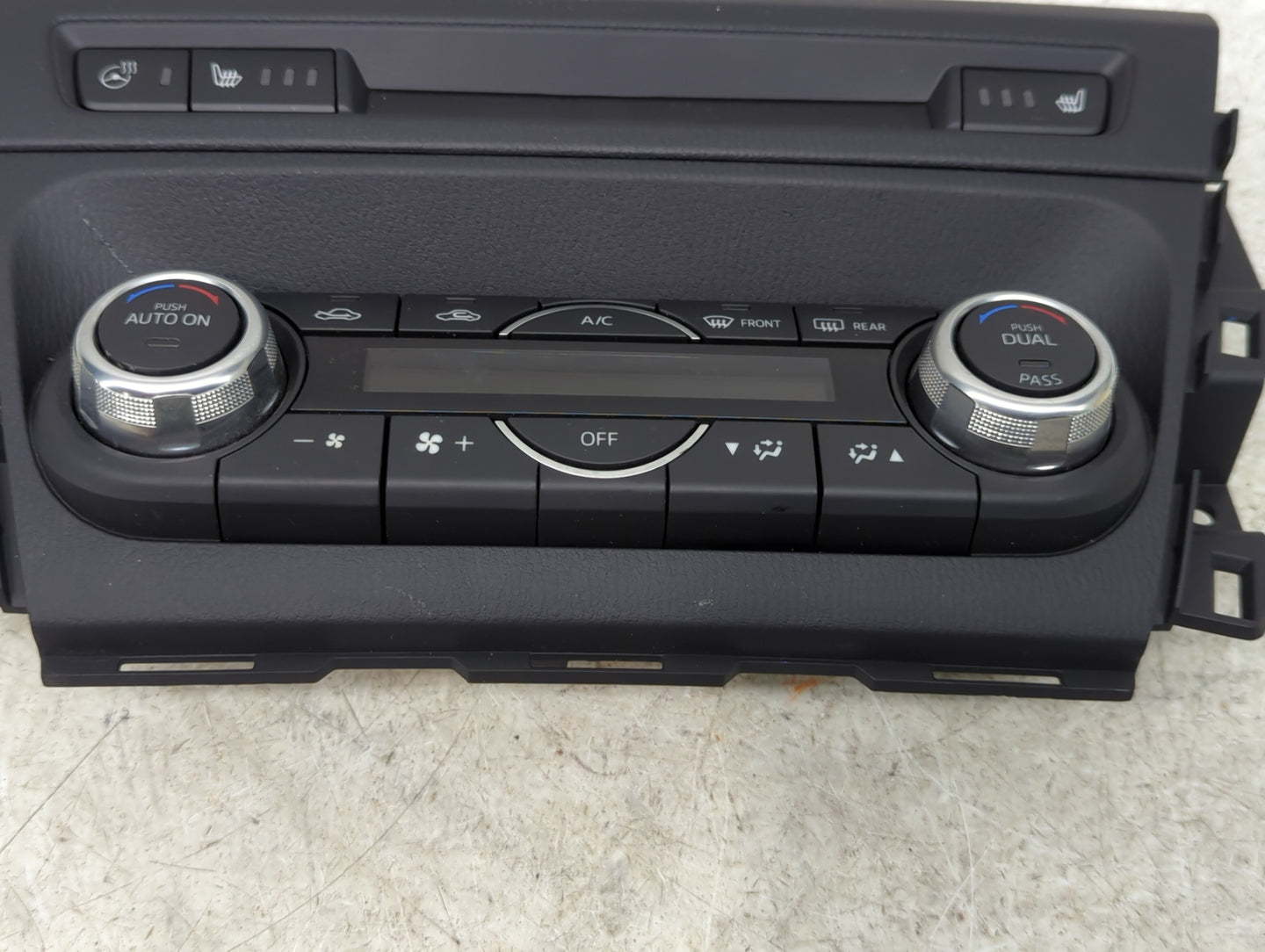 2017-2018 Mazda 3 Climate Control Module Temperature AC/Heater Replacement P/N:VPGALH-18C612-FF Fits Fits 2017 2018 OEM Used