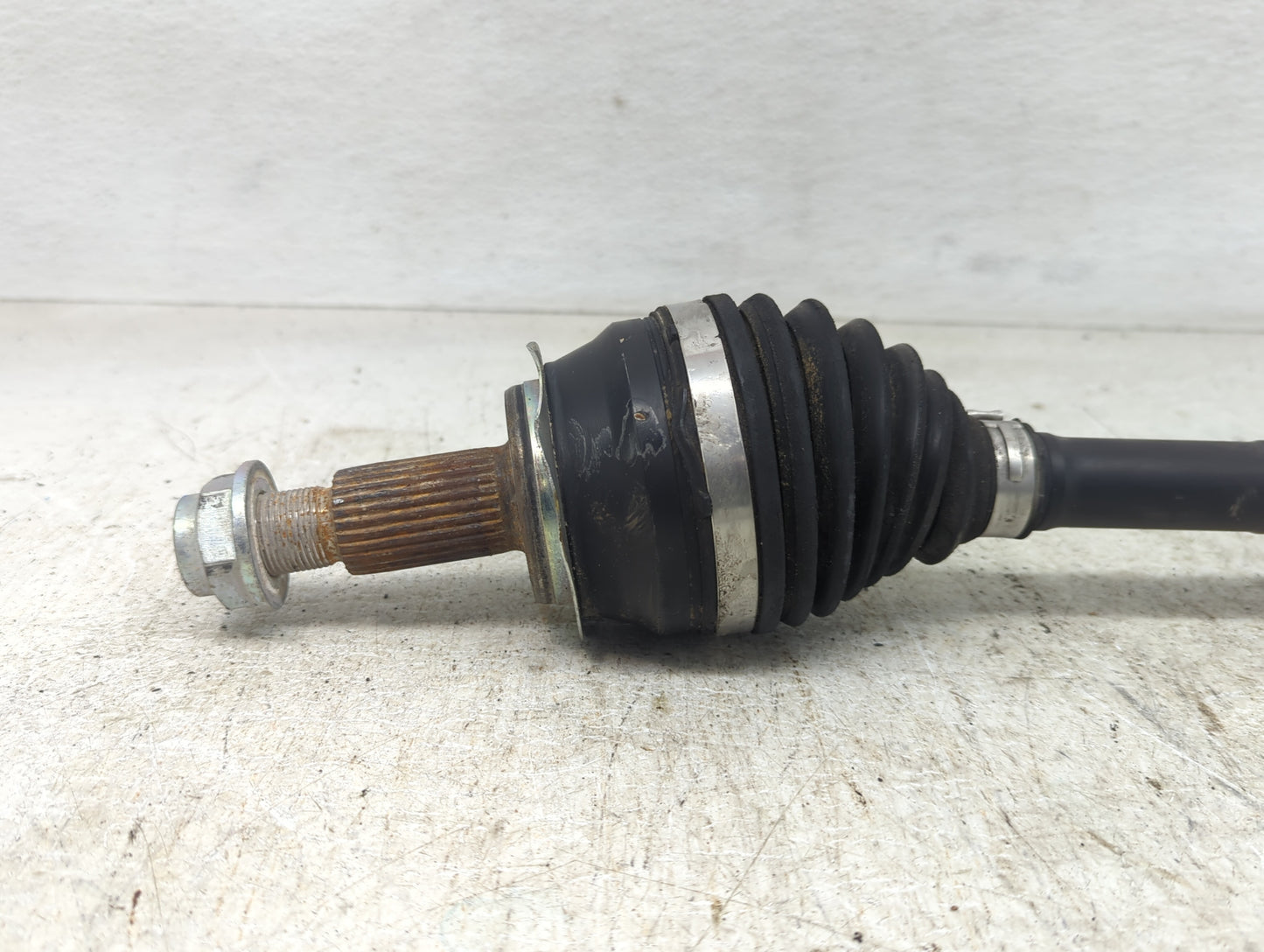 2014-2018 Mazda 3 Axle Shaft Front Driver Cv C/v - Oemusedautoparts1.com