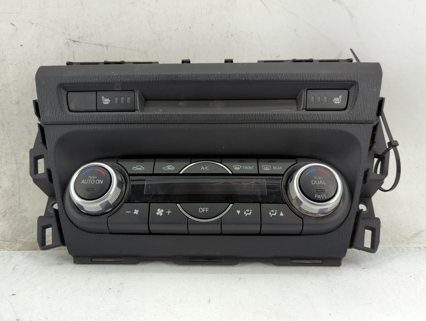 2017-2018 Mazda 3 Climate Control Module Temperature AC/Heater Replacement P/N:BAES61190D VPGALH-18C612-FF Fits Fits 2017 20