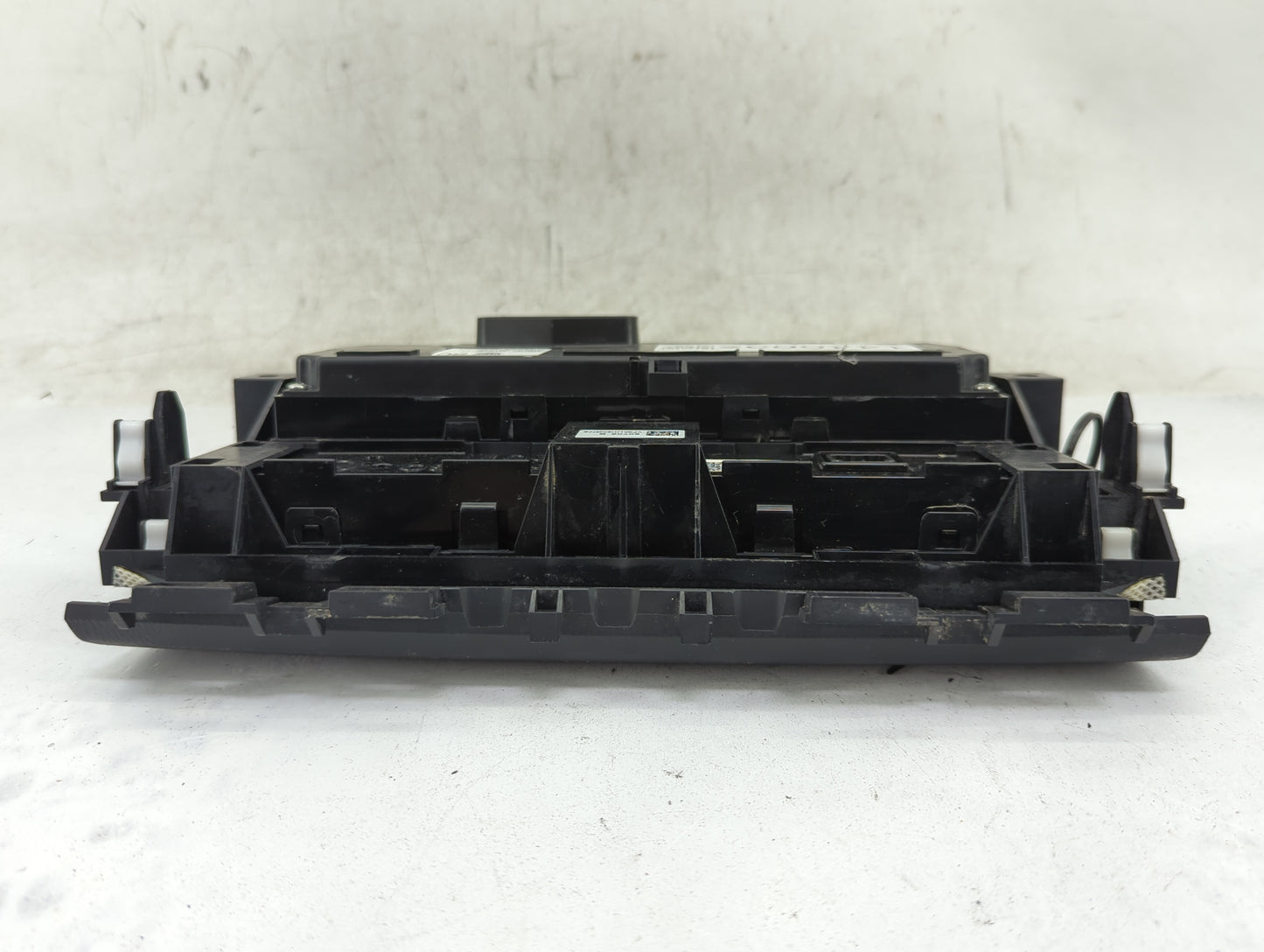 2017-2018 Mazda 3 Climate Control Module Temperature AC/Heater Replacement P/N:BAES61190D VPGALH-18C612-FF Fits Fits 2017 20