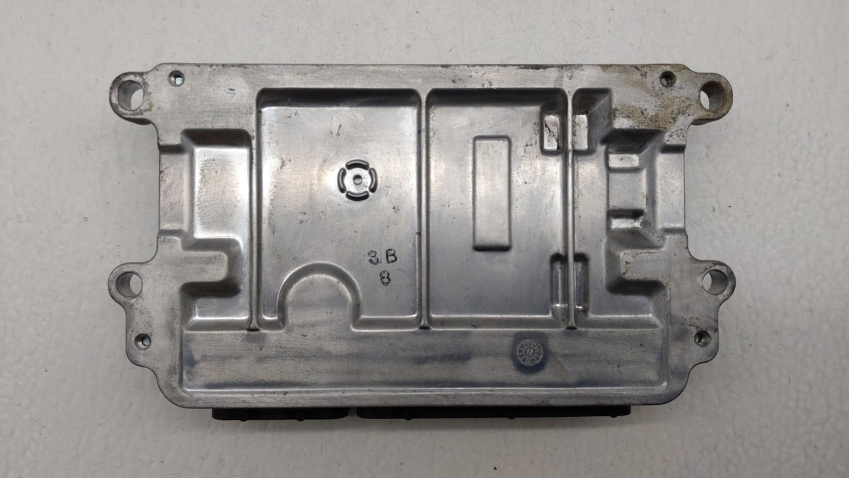 2017-2018 Mazda 3 PCM Engine Control Computer ECU ECM PCU OEM P/N:PSAN-18-881 PSAN 18 881 Fits 2016 2017 2018 OEM Used Auto 