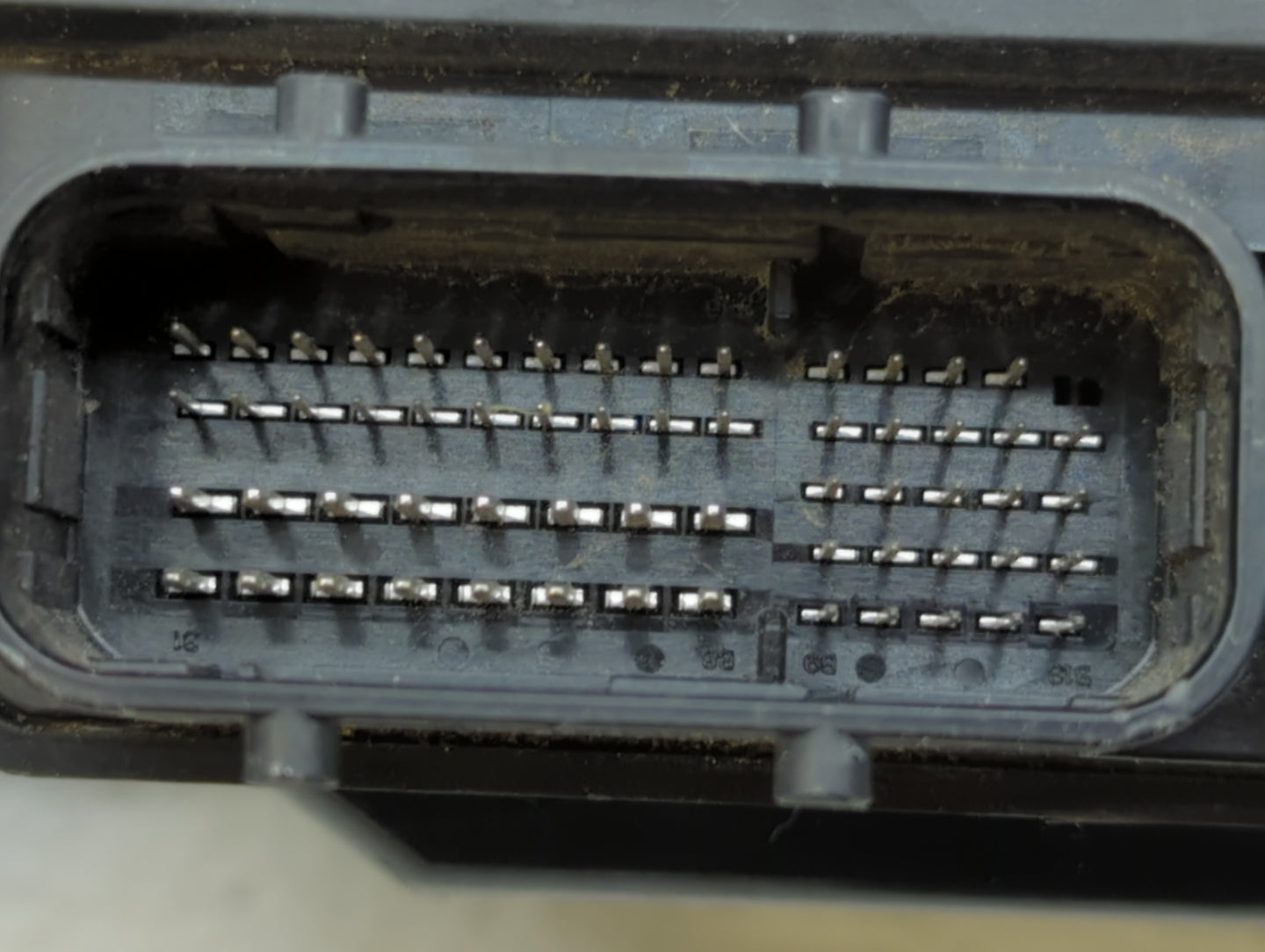 2017-2018 Mazda 3 PCM Engine Control Computer ECU ECM PCU OEM P/N:PYKB 18 8K2D PSAE 18 881 Fits Fits 2017 2018 OEM Used Auto