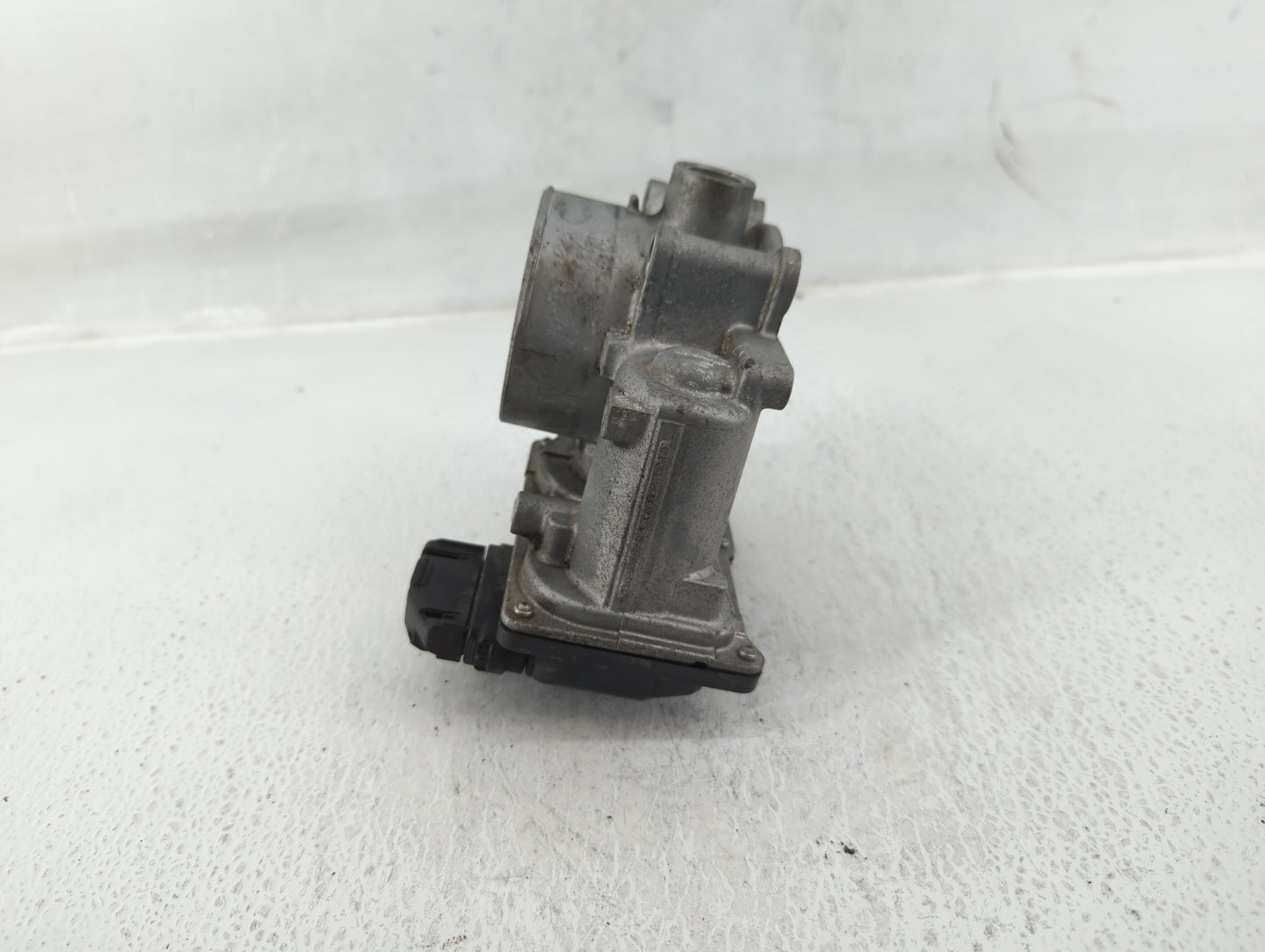 2014-2018 Mazda 3 Throttle Body P/N:152006U07 Fits Fits 2014 2015 2016 2017 2018 OEM Used Auto Parts - Oemusedautoparts1.com