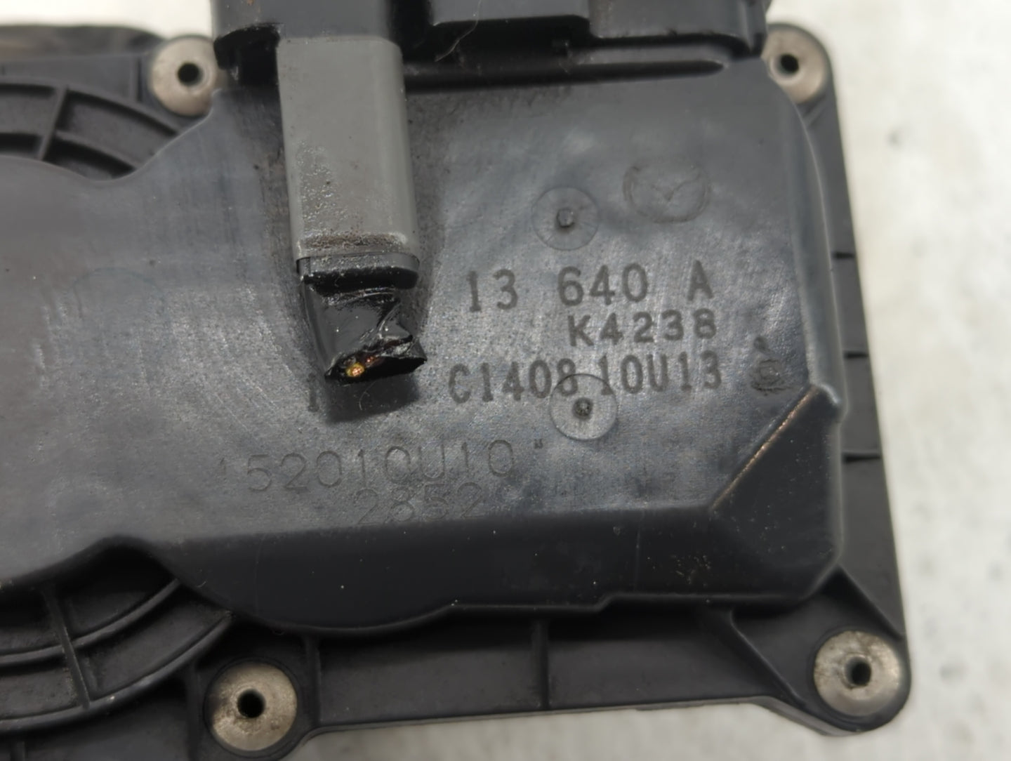2014-2018 Mazda 3 Throttle Body P/N:CI408 10U13 Fits Fits 2014 2015 2016 2017 2018 OEM Used Auto Parts - Oemusedautoparts1.c