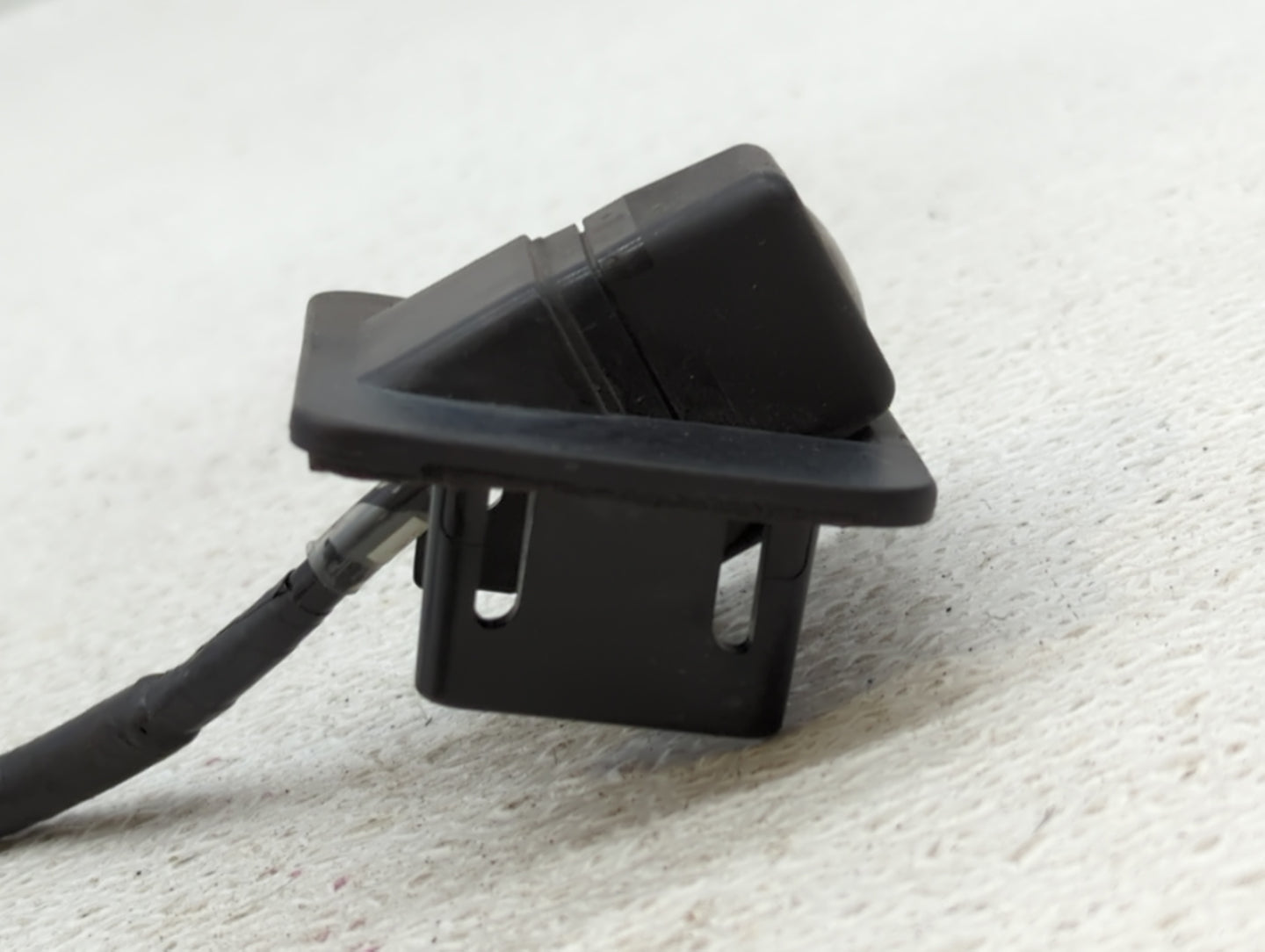 2018 Mazda 3 Back Up Sensor Backup Camera - Oemusedautoparts1.com
