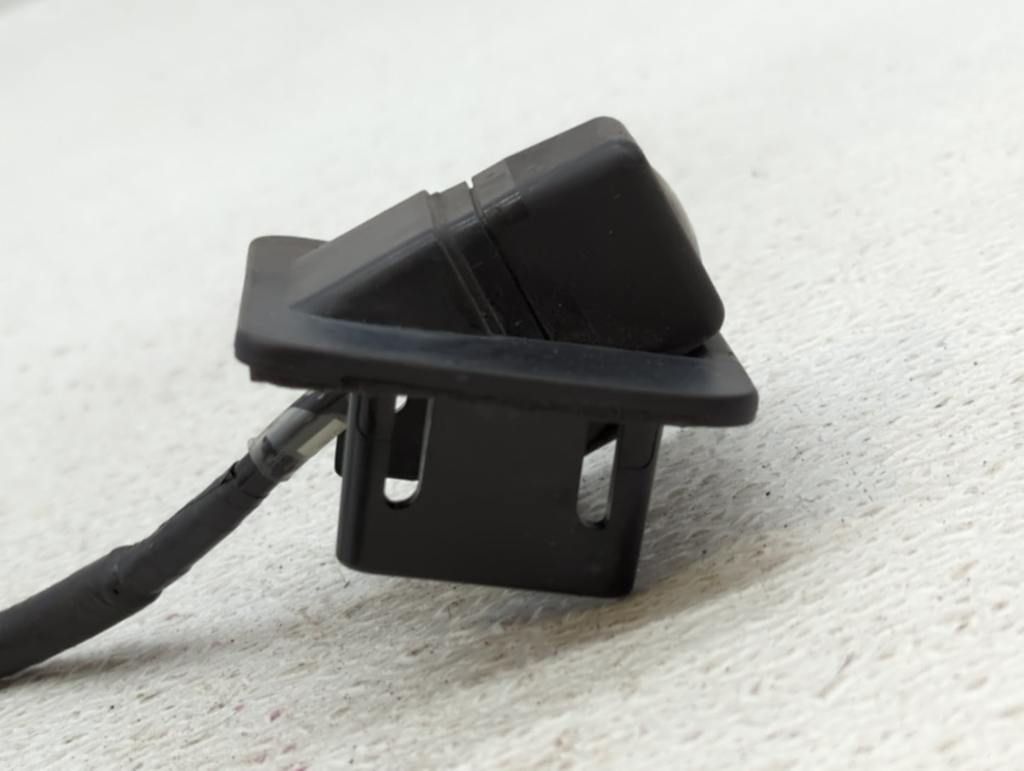 2018 Mazda 3 Back Up Sensor Backup Camera - Oemusedautoparts1.com