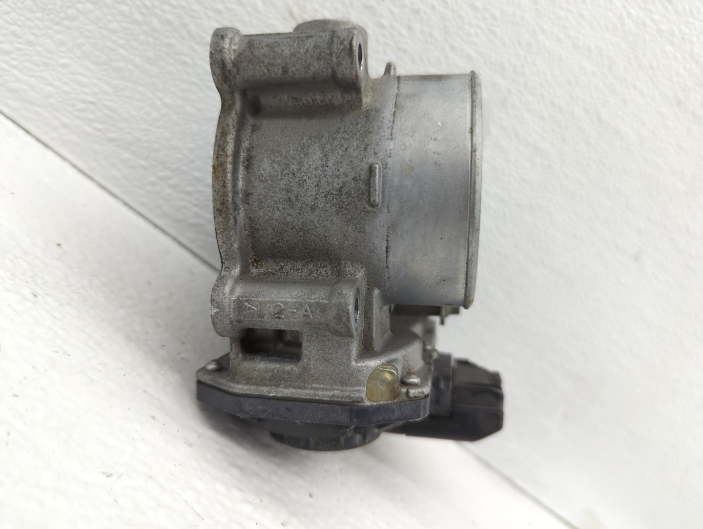 2018 Mazda 3 Throttle Body P/N:0732 15 2005B1 Fits OEM Used Auto Parts - Oemusedautoparts1.com