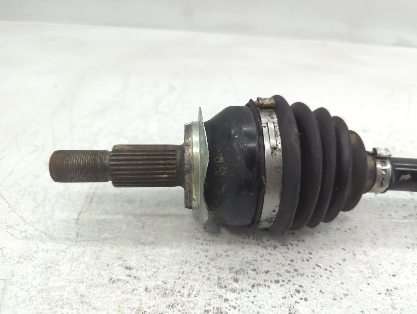 2014-2018 Mazda 3 Axle Shaft Front Driver Cv C/v - Oemusedautoparts1.com