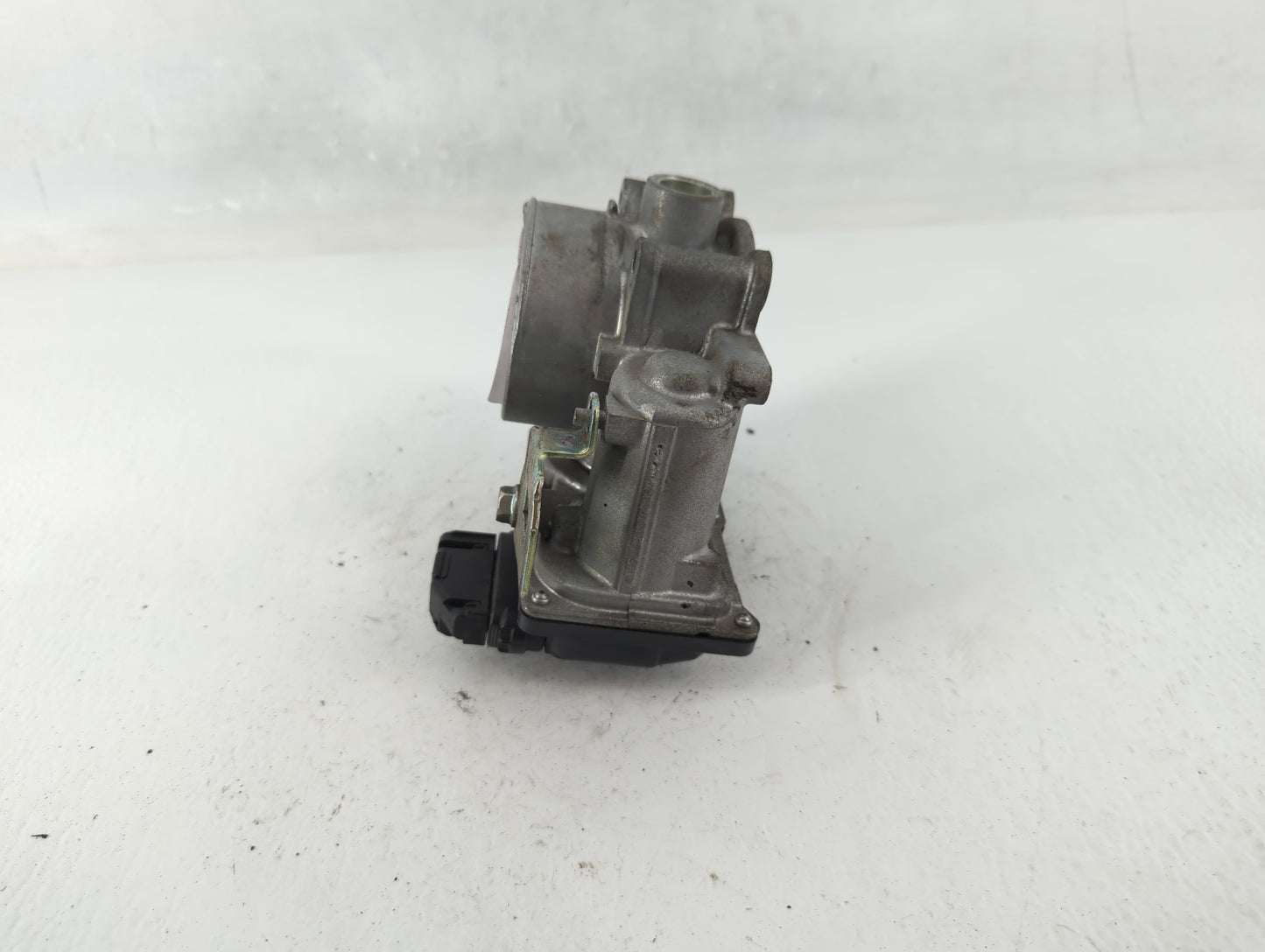 2012-2018 Mazda 3 Throttle Body P/N:1931 00597 1671 C1051 3Q06, 152002Q27 Fits Fits 2012 2013 2014 2015 2016 2017 2018 OEM U