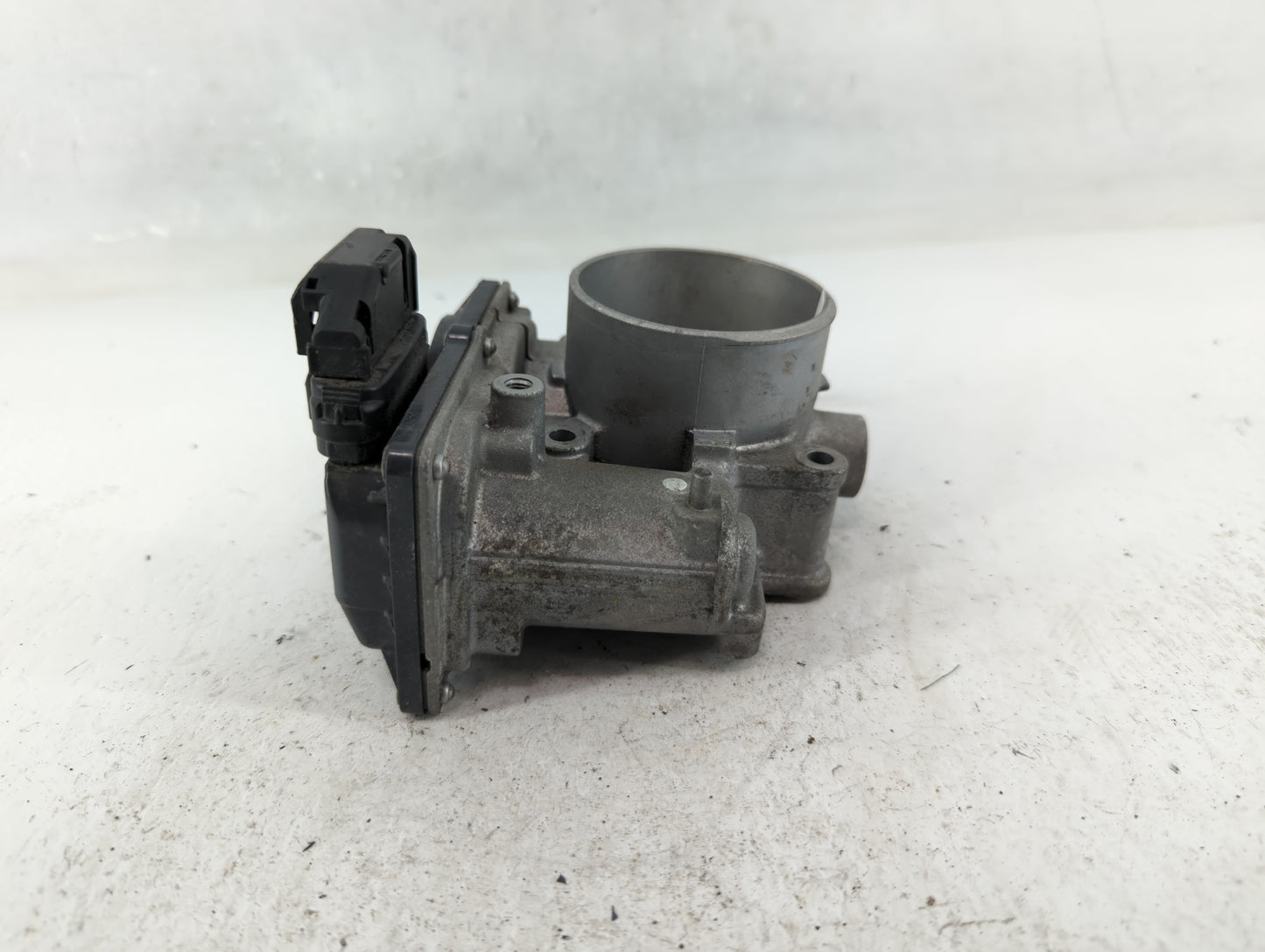 2014-2018 Mazda 3 Throttle Body P/N:K4238 13 640 A Fits Fits 2014 2015 2016 2017 2018 OEM Used Auto Parts - Oemusedautoparts