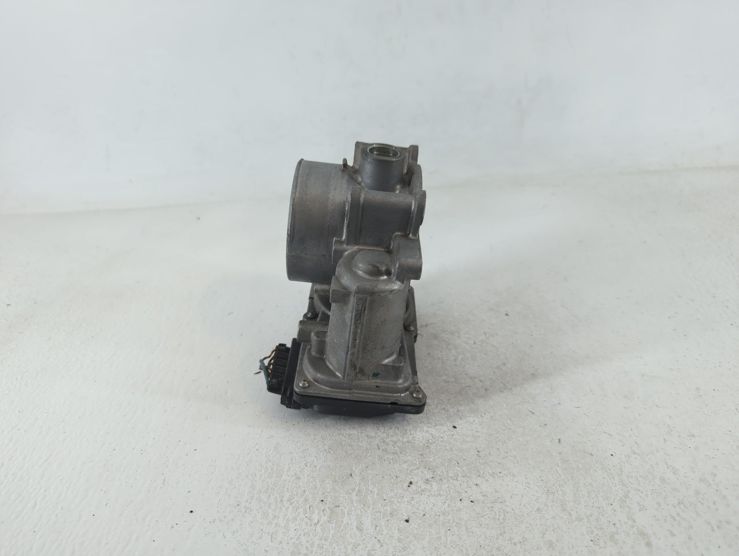 2012-2018 Mazda 3 Throttle Body P/N:1931 00290 Fits Fits 2012 2013 2014 2015 2016 2017 2018 OEM Used Auto Parts - Oemusedaut