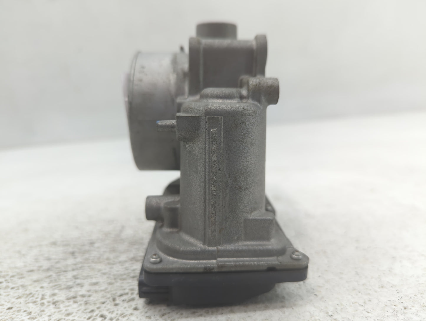 2014-2018 Mazda 3 Throttle Body P/N:152003U06 Fits Fits 2014 2015 2016 2017 2018 OEM Used Auto Parts - Oemusedautoparts1.com