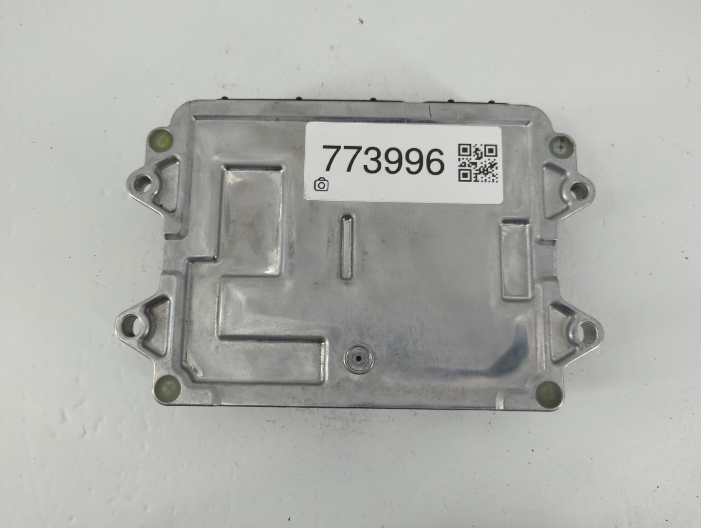 2017-2018 Mazda 3 PCM Engine Control Computer ECU ECM PCU OEM P/N:PSAE 18 881 Fits Fits 2016 2017 2018 OEM Used Auto Parts -